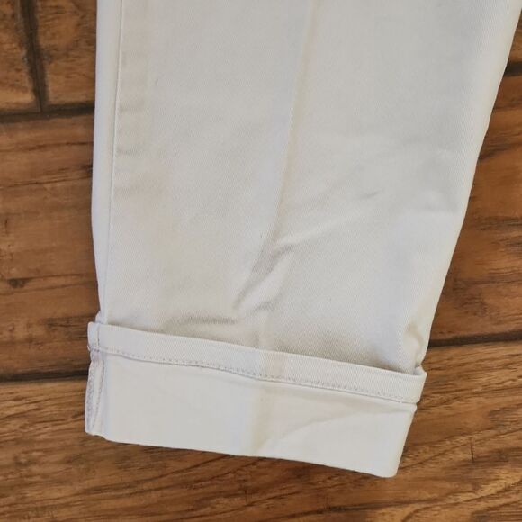 Gloria Vanderbilt Cream Capris with Rolled Cuffs Womens Size 10 - Picture 4 of 9